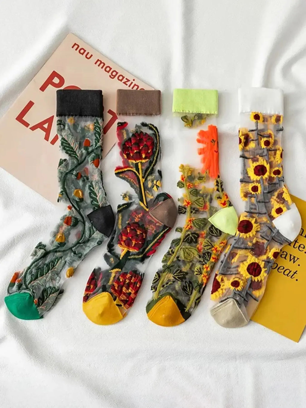 Women'S 4 Pairs Floral Print Sheer Crew Socks, Fashion Casual Comfy Breathable Socks for Daily Outdoor Wear, Socks for All Seasons