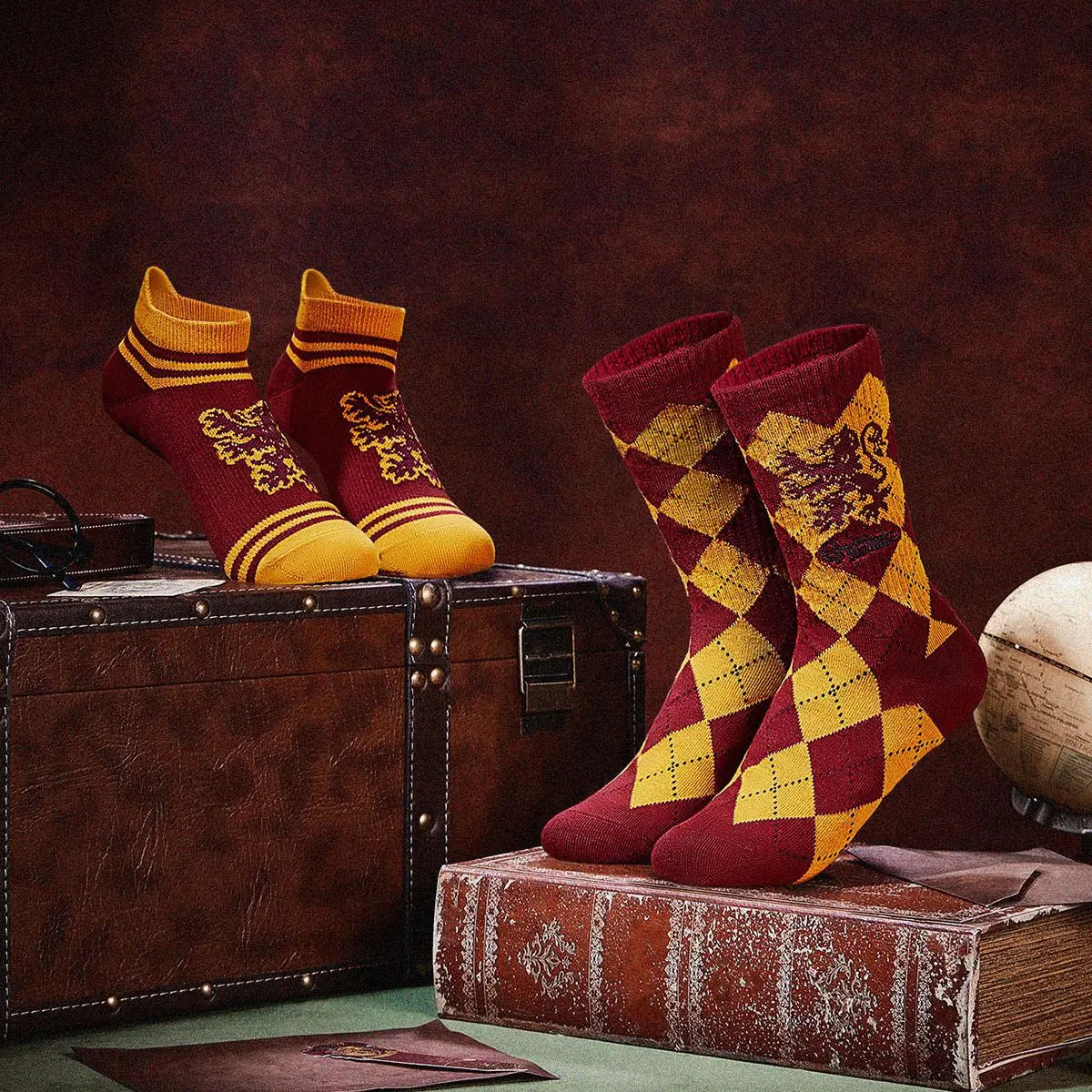 GLOWMODE X Harry Potter 2-Pack Soft Comfy Jacquard Embroidered Anti-Chafing Cotton Blend Crew Socks & Ankle Socks Set Daily Casual