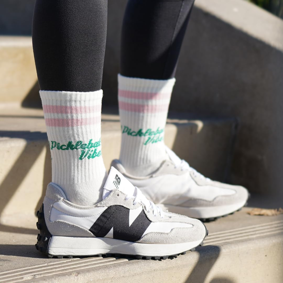 Pickleball Socks for Women and Men – Great Pickleball Gifts and Accessories for Women - Pickleball Outfit