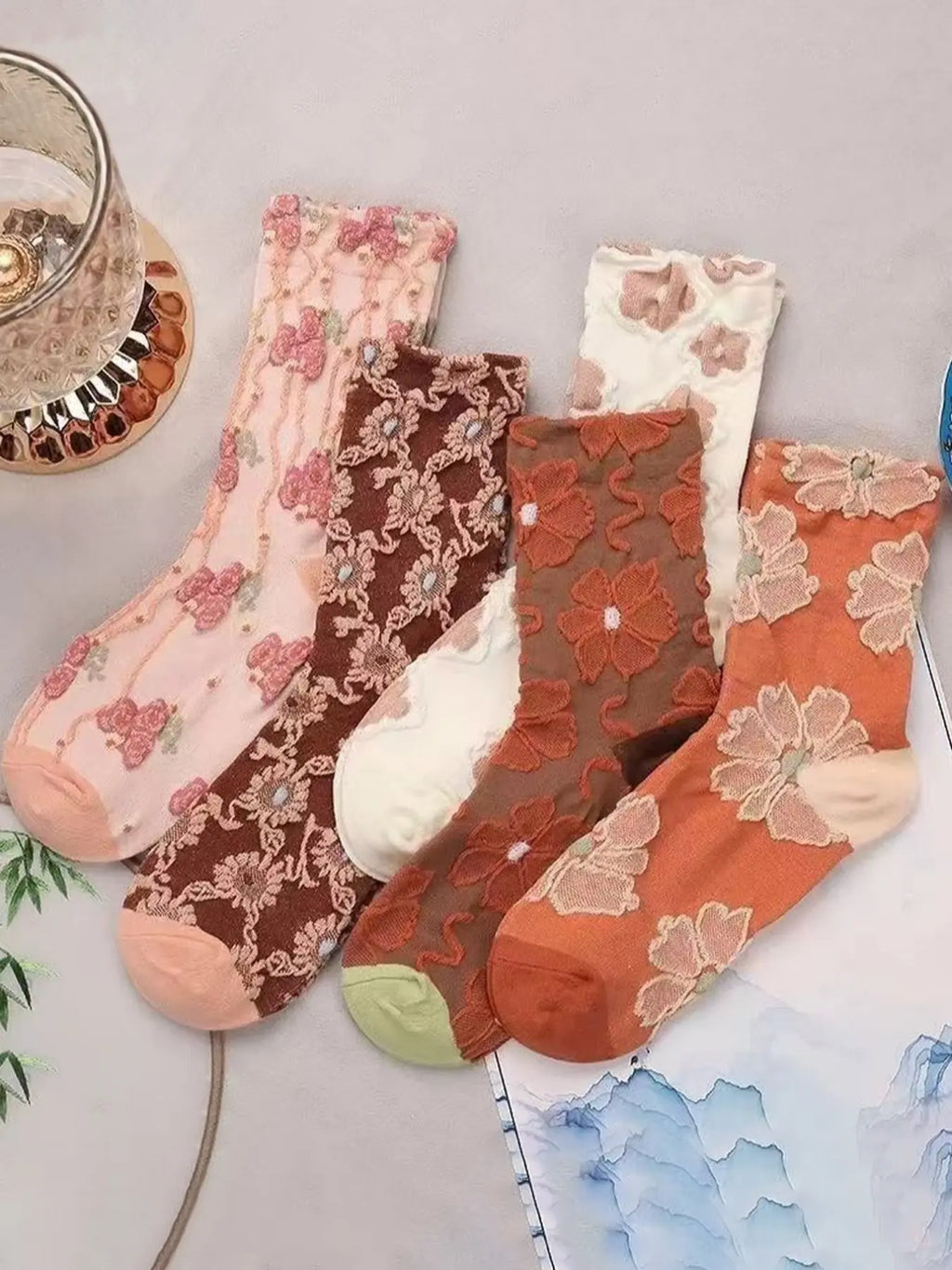 Women'S Vintage Embossed Ditsy Floral Knee High Socks, Comfortable Breathable Mid-Calf Socks, Casual Fitted Design, All Seasons, Breathable Knit Socks, Casual Comfy Socks